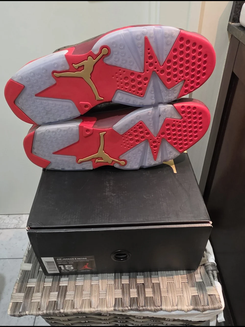 Nike Air Jordan 6 Retro Cigars Men's Size 15
